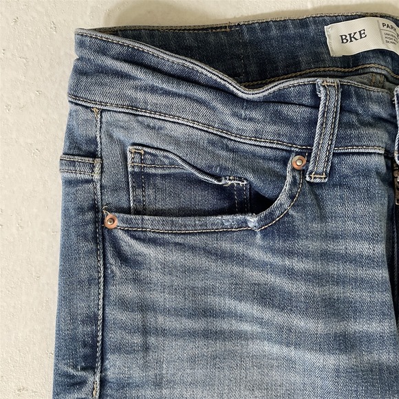 Buckle 26 Parker High Rise Skinny Medium Stretch Denim Womens Jeans - Picture 2 of 10